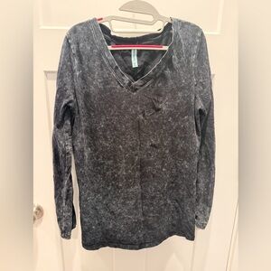Zenana Outfitters XL Mineral Wash V Neck Long Sleeve Top Charcoal